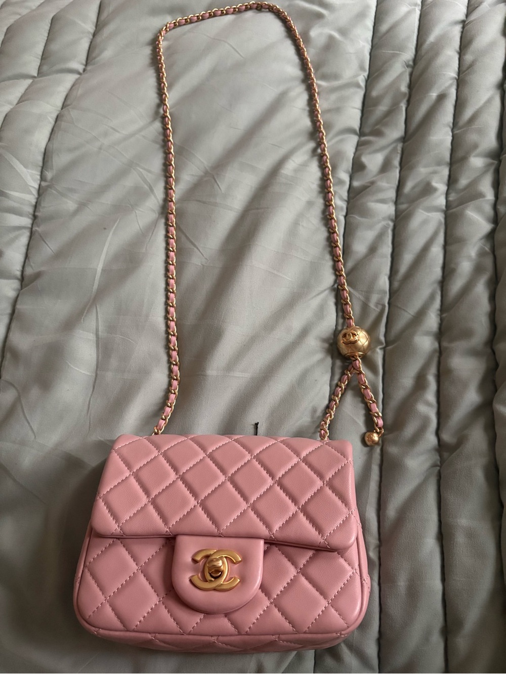 CHANEL 17cm Quilted Mini Flap Shoulder Bag in Dusty Pink with Gold Hardware GWP